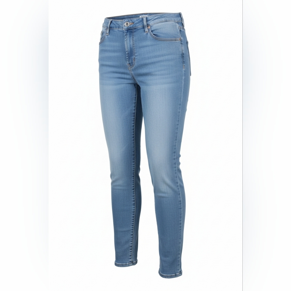 Old Navy Light Wash Skinny Jeans - Classic Blue